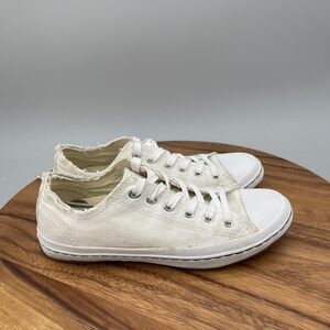 Converse All Star Low Shoes Womens Size 8.5 White Casual Comfort Walking Sneaker